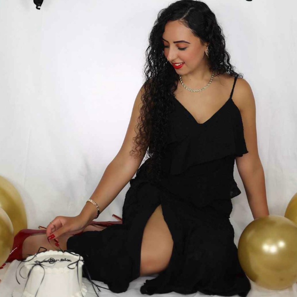 BEAUTIFUL RUFFLE MIDI DRESS - Picture 4 of 10